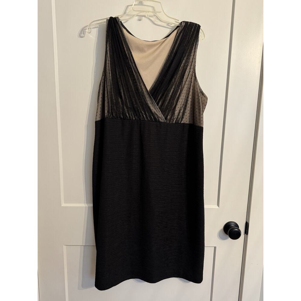 Womens 16-18 Approx See Measurements Sleeveless Lace overlay Black Tan Cocktail